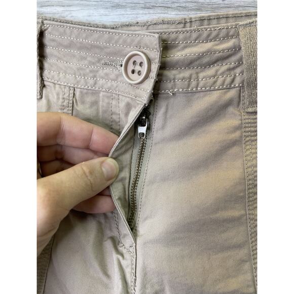 Aldo Trevi Shorts Womens 9 Khaki Beige Button Tab Utility Casual Pockets - Picture 2 of 10